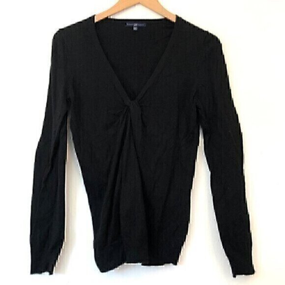 GAP Solid Black Deep V V-Neck Lightweight Cotton WOOL Blend Light Sweater Small - Picture 1 of 8